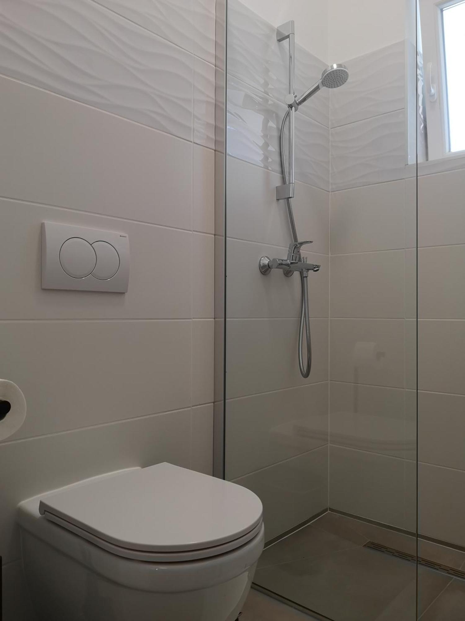 Apartments Frgacic Baska  Ngoại thất bức ảnh