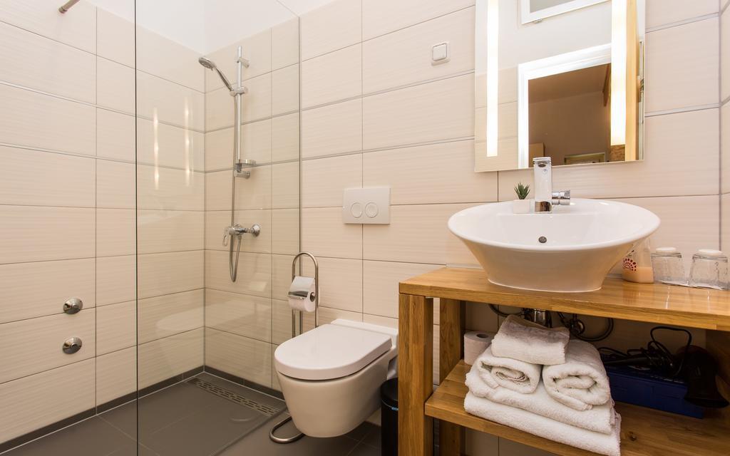 Apartments Frgacic Baska  Ngoại thất bức ảnh