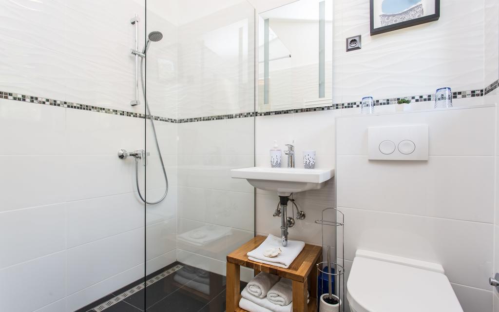 Apartments Frgacic Baska  Ngoại thất bức ảnh